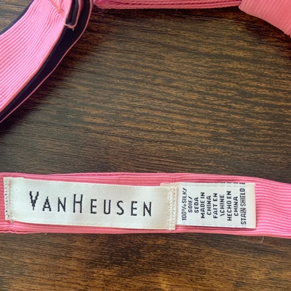 Van Heusen Kids Pink Bow Tie